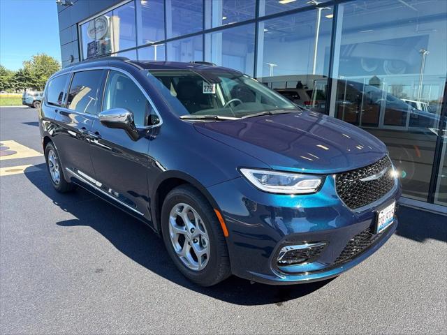 2023 Chrysler Pacifica Limited for sale in Shiloh, IL