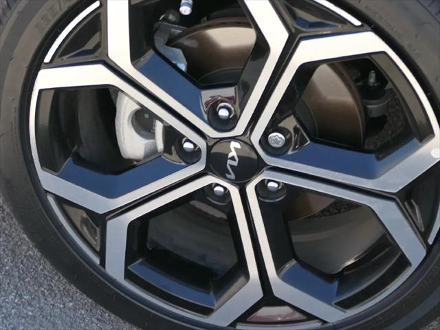 2023 Kia Niro SX Touring
