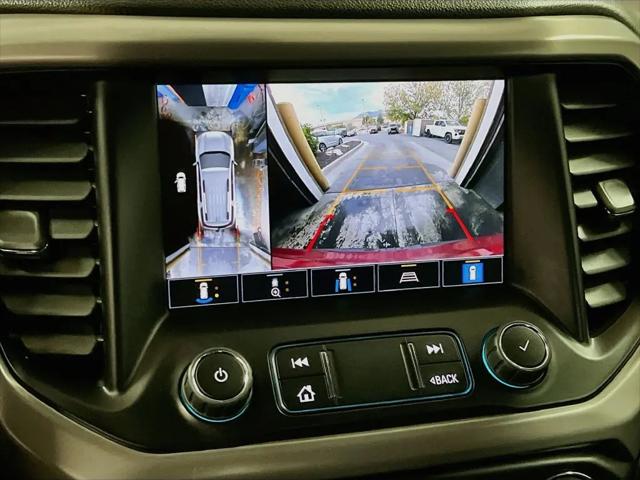 2023 GMC Acadia AWD AT4
