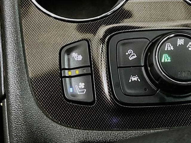 2023 GMC Acadia AWD AT4