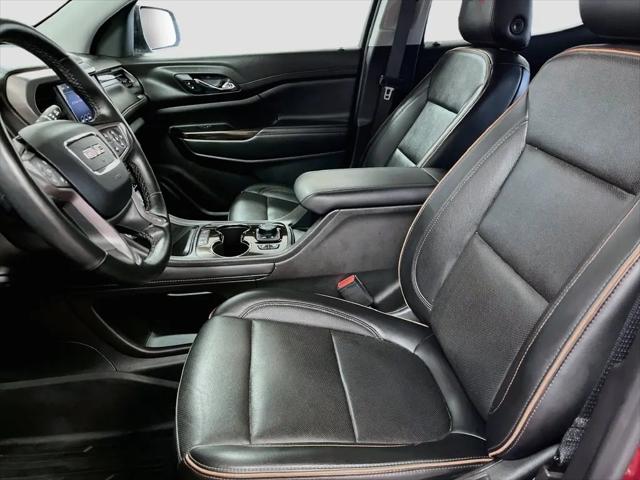 2023 GMC Acadia AWD AT4
