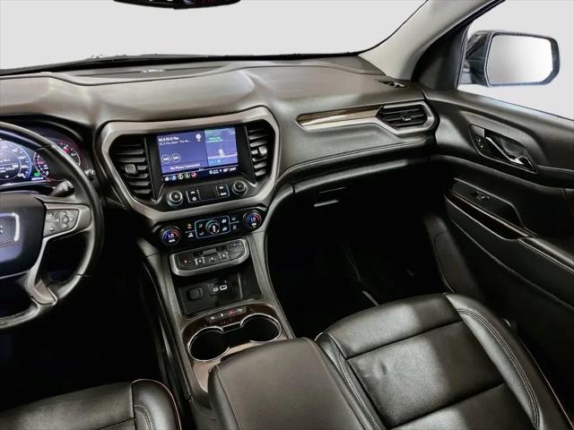 2023 GMC Acadia AWD AT4