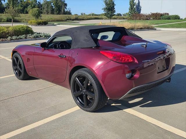 2009 Pontiac Solstice Base