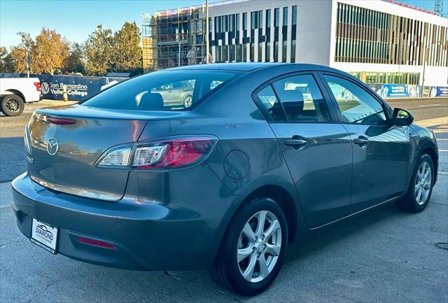 2011 Mazda Mazda3 i Touring