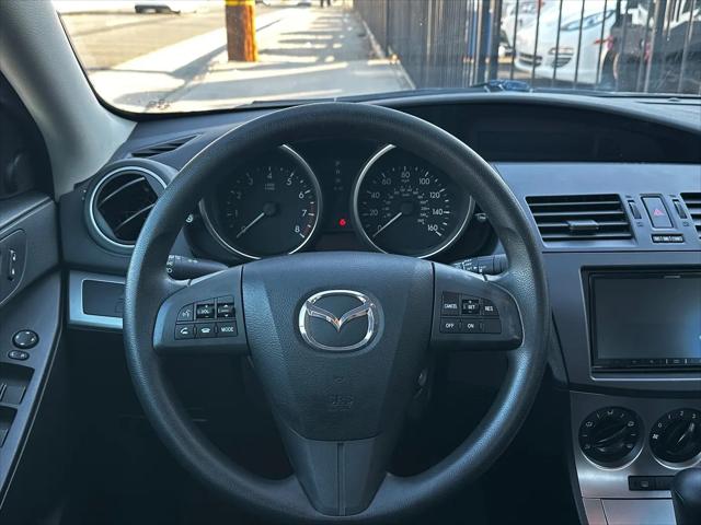 2011 Mazda Mazda3 i Touring