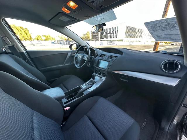 2011 Mazda Mazda3 i Touring
