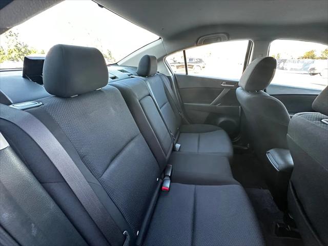 2011 Mazda Mazda3 i Touring