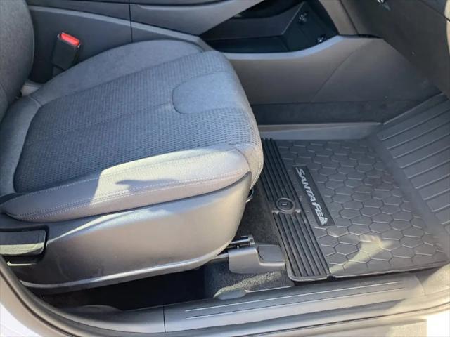 2023 Hyundai Santa Fe SE