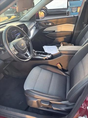2025 Chevrolet Trax FWD LT