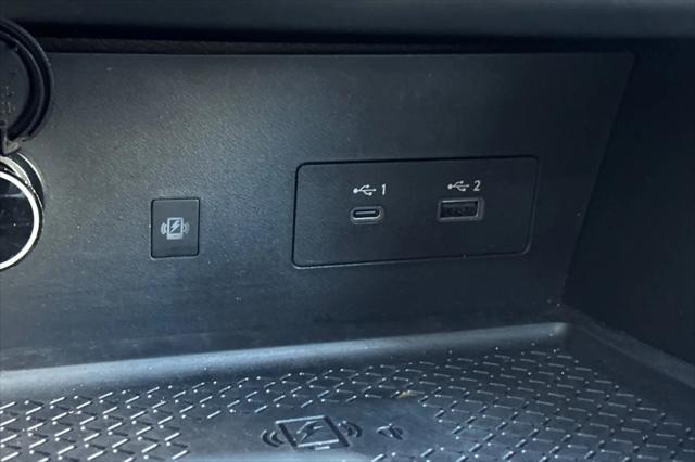 2023 Nissan Pathfinder SL FWD