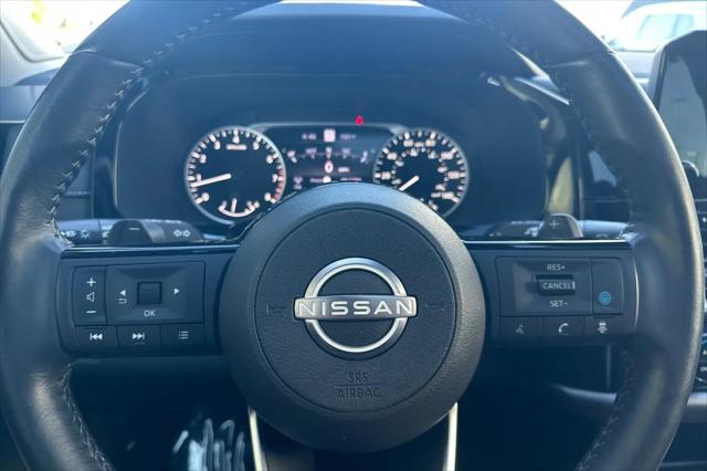 2023 Nissan Pathfinder SL FWD