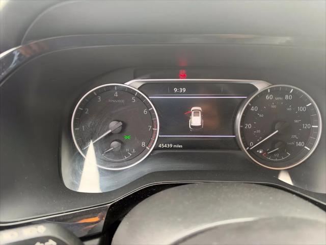 2023 Nissan Pathfinder SL FWD