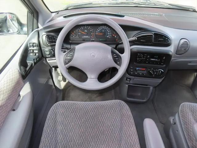 2000 Dodge Caravan SE