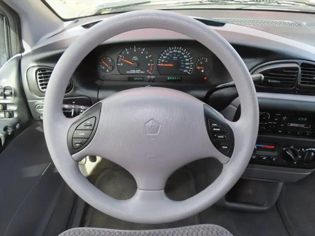 2000 Dodge Caravan SE