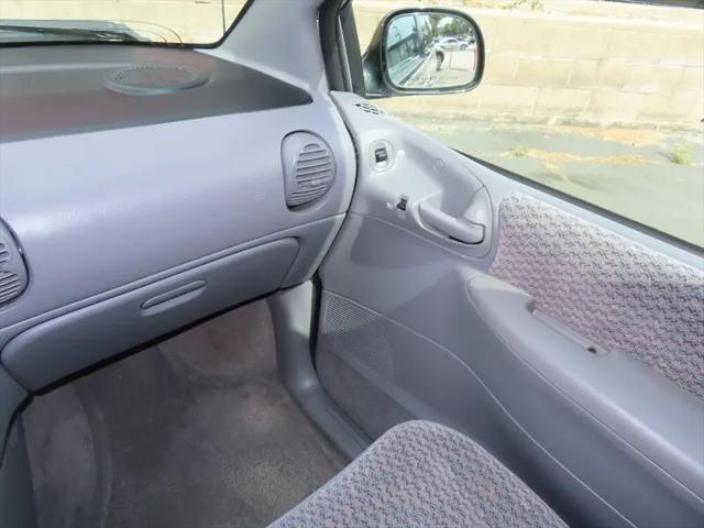 2000 Dodge Caravan SE