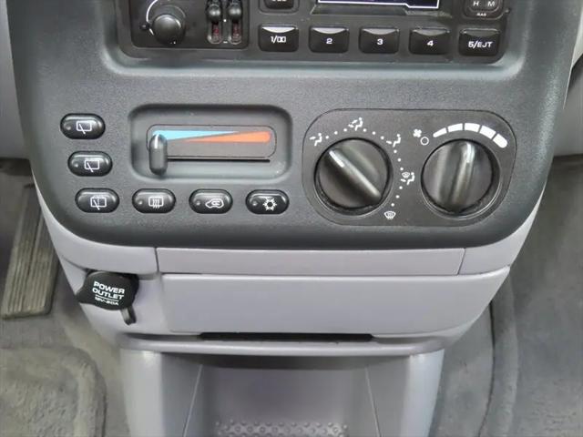 2000 Dodge Caravan SE