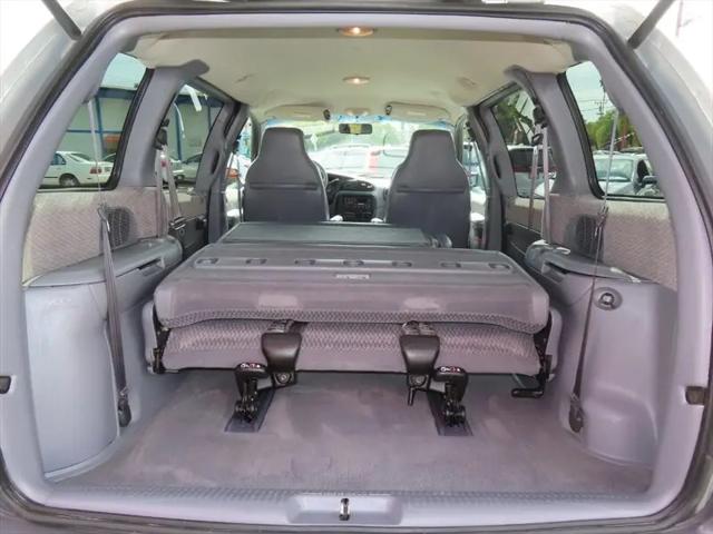 2000 Dodge Caravan SE