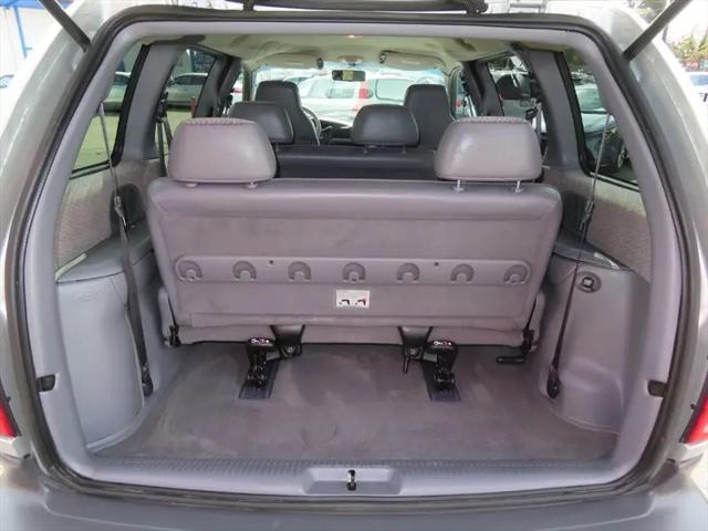 2000 Dodge Caravan SE