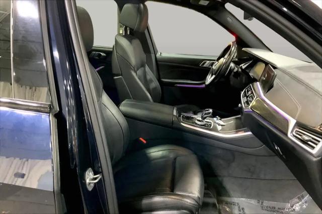 2022 BMW X5 M50i