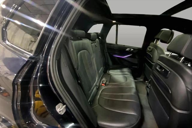 2022 BMW X5 M50i