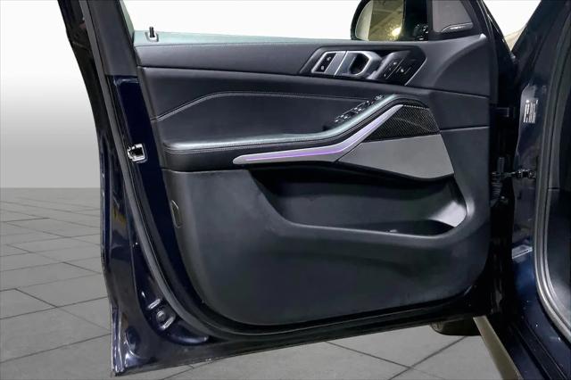 2022 BMW X5 M50i
