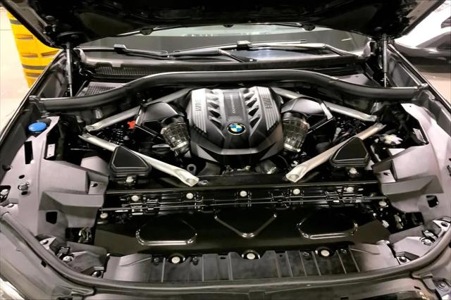 2022 BMW X5 M50i