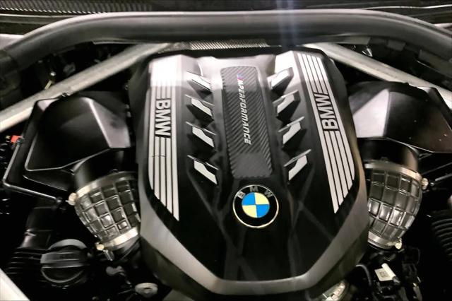 2022 BMW X5 M50i
