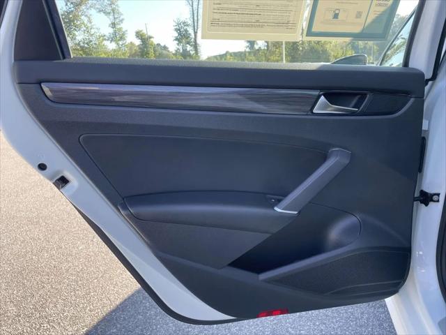 2020 Volkswagen Passat 2.0T R-Line