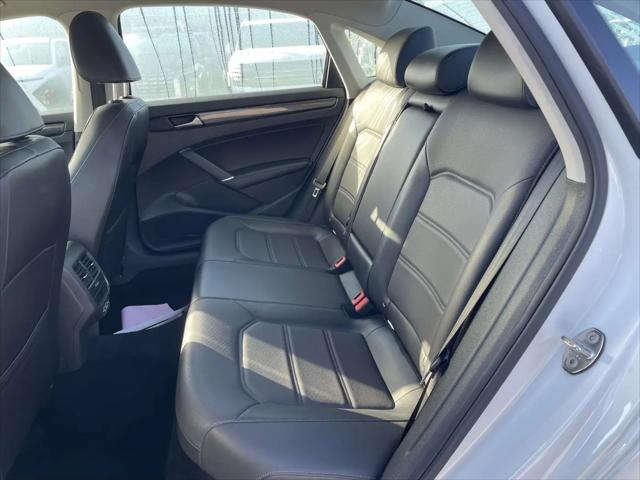 2020 Volkswagen Passat 2.0T R-Line