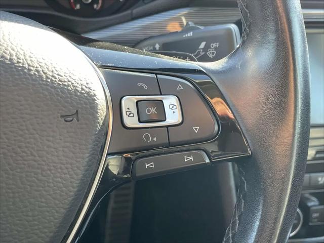2020 Volkswagen Passat 2.0T R-Line