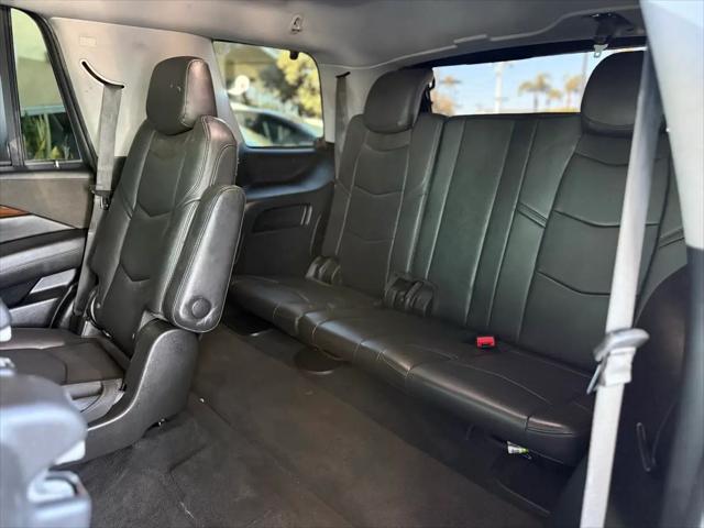 2020 Cadillac Escalade 4WD Luxury