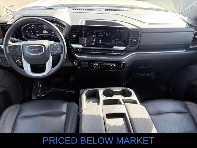 2025 GMC Sierra 1500 2WD Crew Cab Short Box SLT