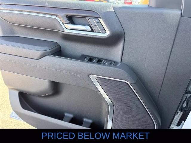2025 GMC Sierra 1500 2WD Crew Cab Short Box SLT