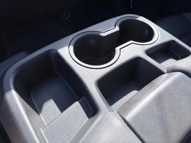 2025 GMC Sierra 1500 2WD Crew Cab Short Box SLT
