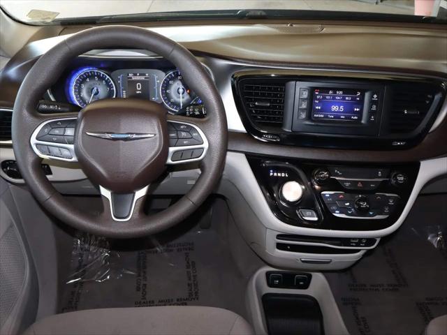 2017 Chrysler Pacifica Touring