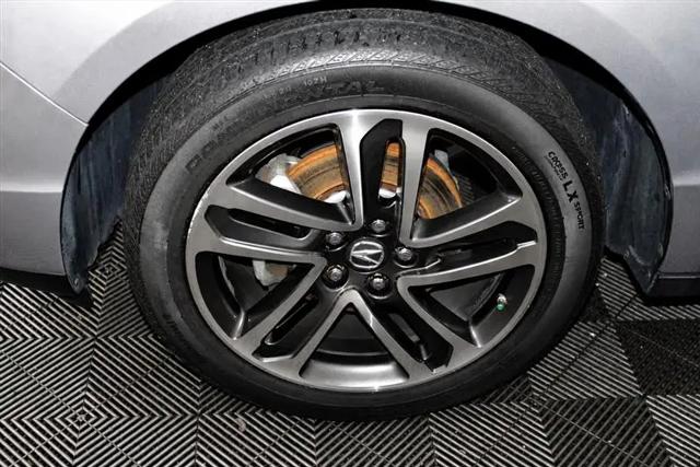 2017 Acura MDX w/Advance Package