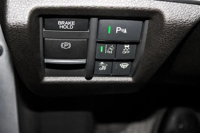2017 Acura MDX w/Advance Package