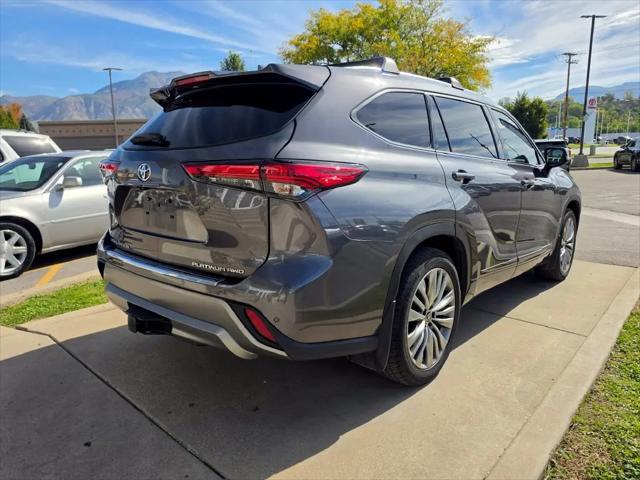 2022 Toyota Highlander Platinum