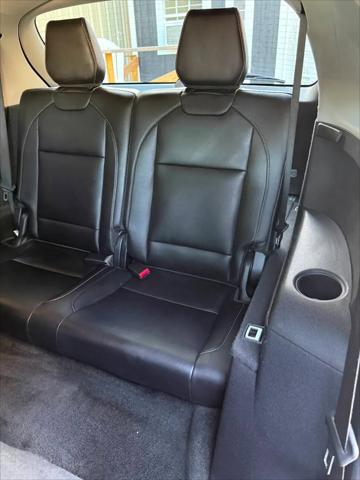 2017 Acura MDX w/Advance  Entertainment Pkgs