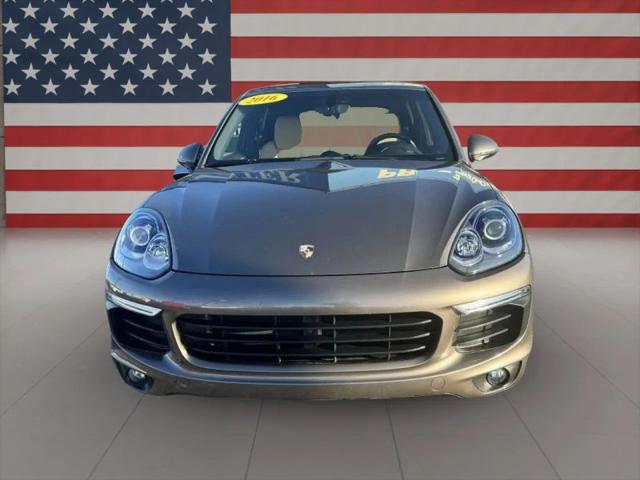 2016 Porsche Cayenne Base