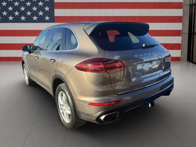 2016 Porsche Cayenne Base