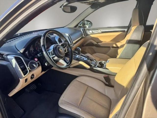 2016 Porsche Cayenne Base