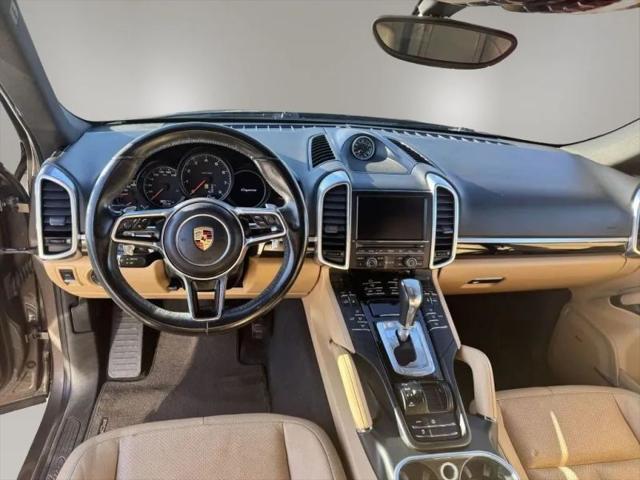 2016 Porsche Cayenne Base