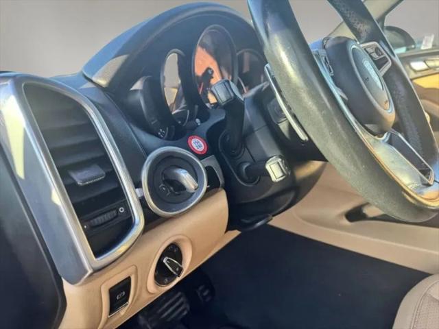 2016 Porsche Cayenne Base