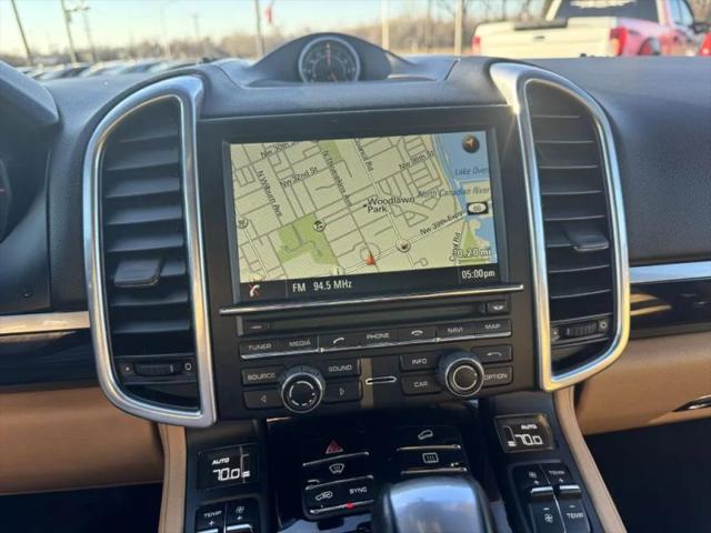 2016 Porsche Cayenne Base