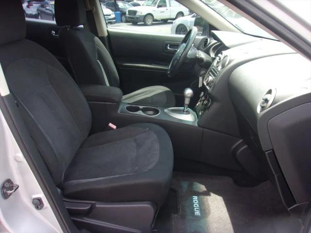 2011 Nissan Rogue S
