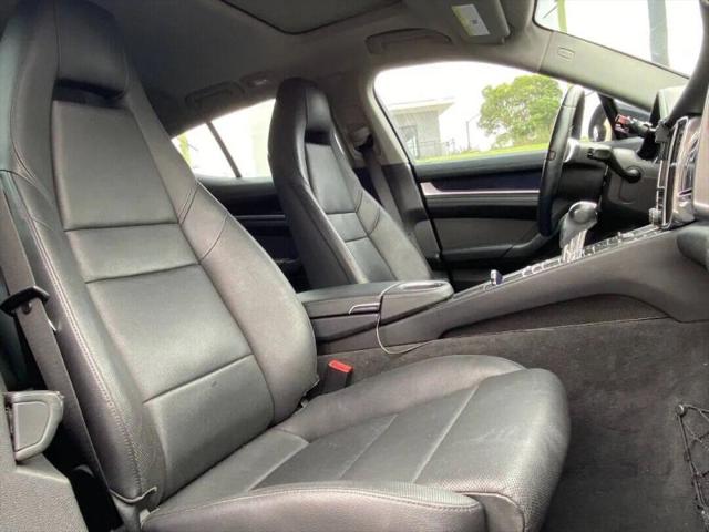 2012 Porsche Panamera 4