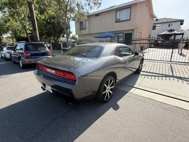 2014 Dodge Challenger SXT