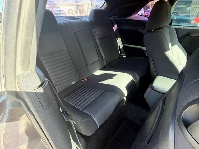 2014 Dodge Challenger SXT