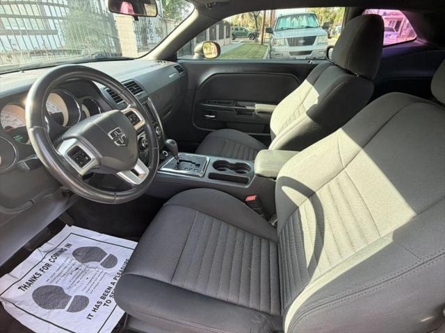 2014 Dodge Challenger SXT